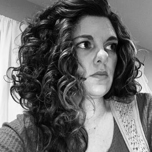 Meet your Posher, Jenee